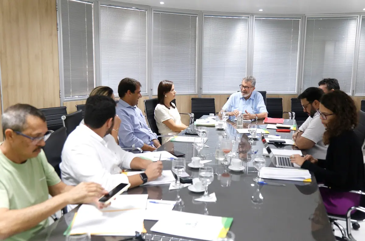 Imagem da notícia: Equipe de transição de Elmano anuncia nove grupos de trabalho; veja coordenadores por área