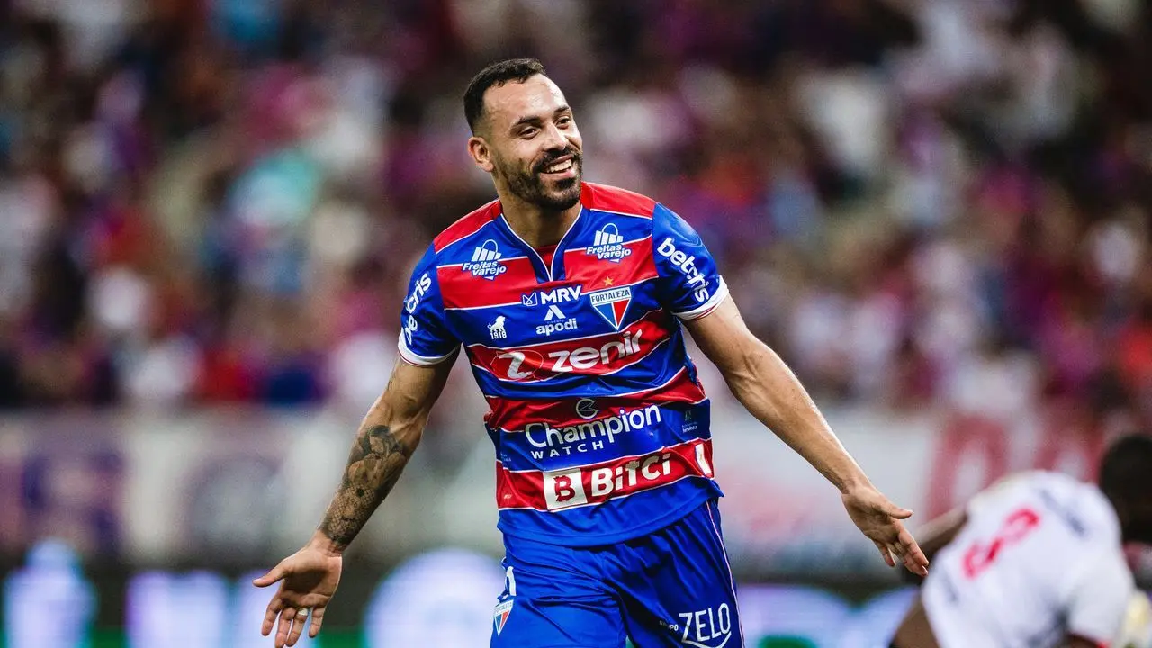 Imagem da notícia Fortaleza recusou propostas por cinco jogadores em reta final da Série A; veja nomes