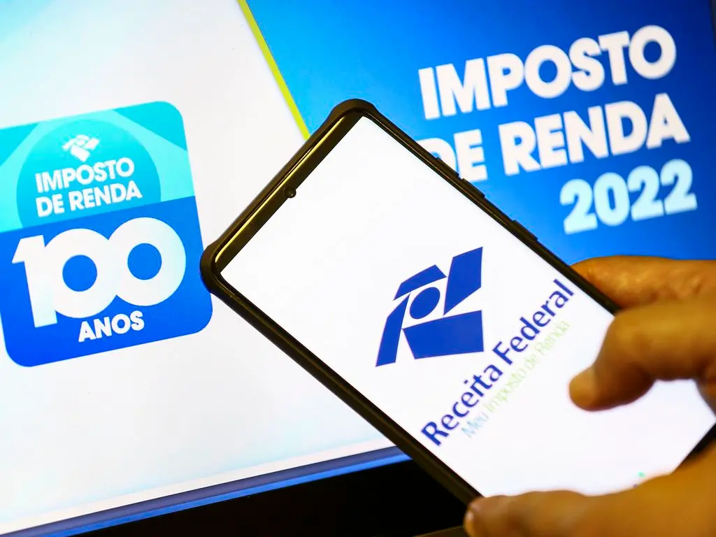 Imagem da notícia: A partir de qual valor tem que declarar imposto de renda em 2023?  Veja novidades para este ano