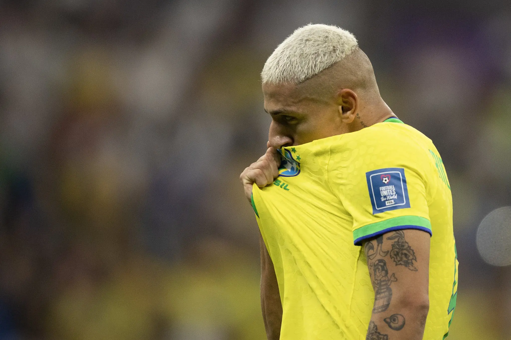 Imagem da notícia: Brasil vence Sérvia na estreia da Copa do Mundo com brilho de Richarlison