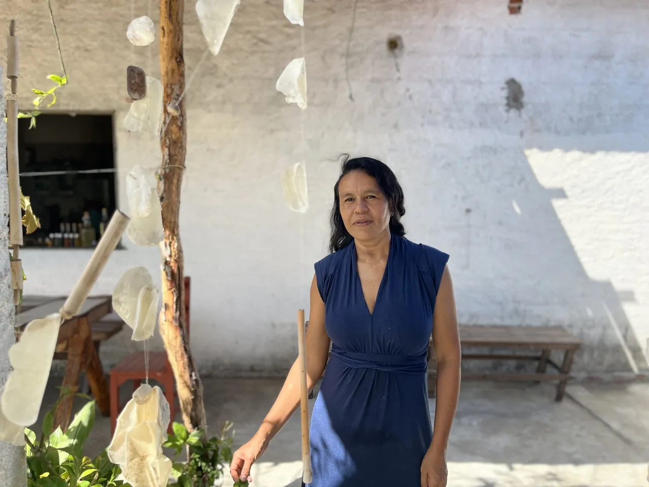 Rosiane era guerreira, envolvida com as lutas da comunidade, e de coração aberto para fazer vida do nada, até tirar verde de areia frouxa