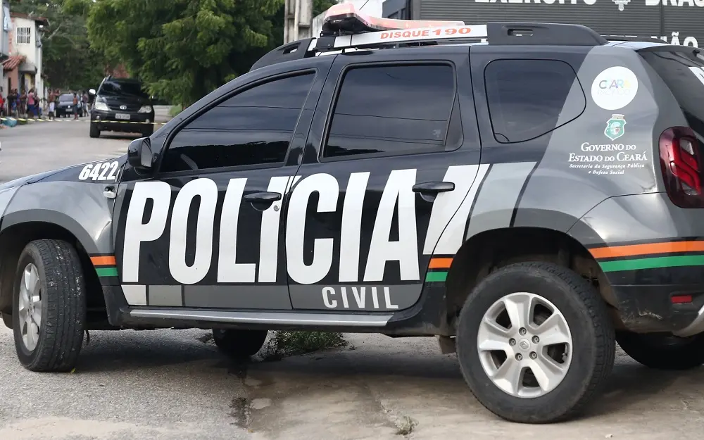 Imagem da notícia: Prefeito de Itaiçaba é afastado do cargo, e deputado eleito é preso em operação contra desvios