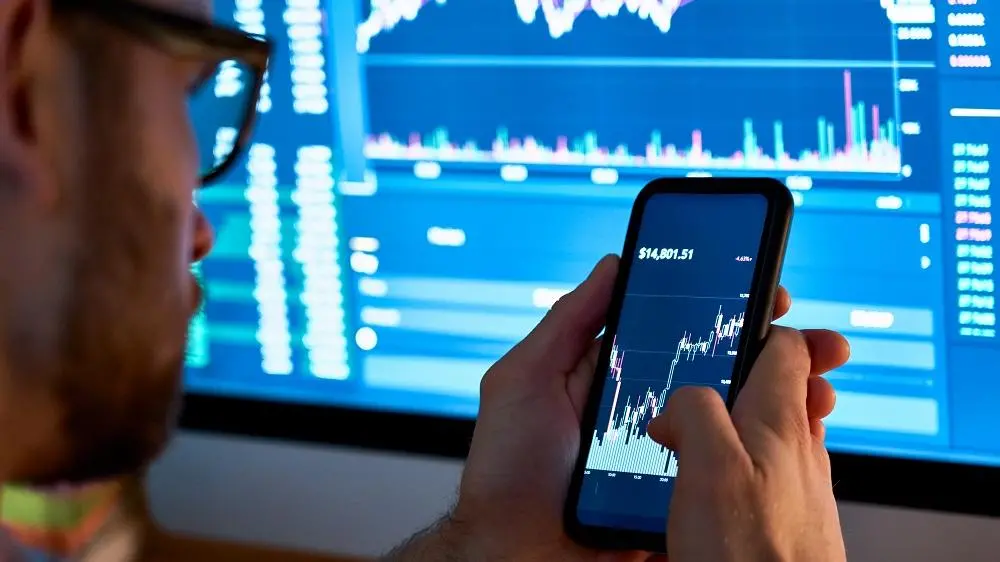 Imagem da notícia: Bolsa B3 fecha novembro com perdas de 3%