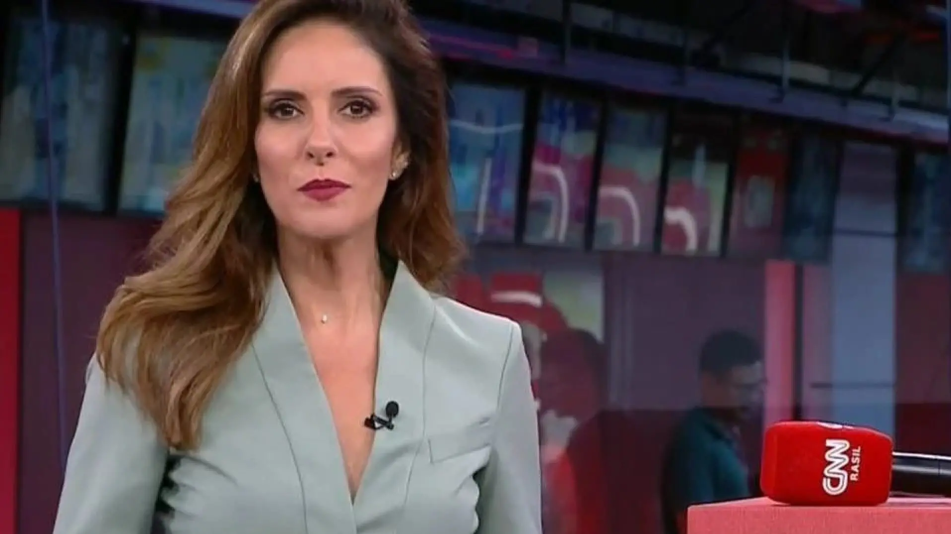 Imagem da notícia: Monalisa Perrone e Marcela Rahal são demitidas da CNN Brasil; veja outros nomes
