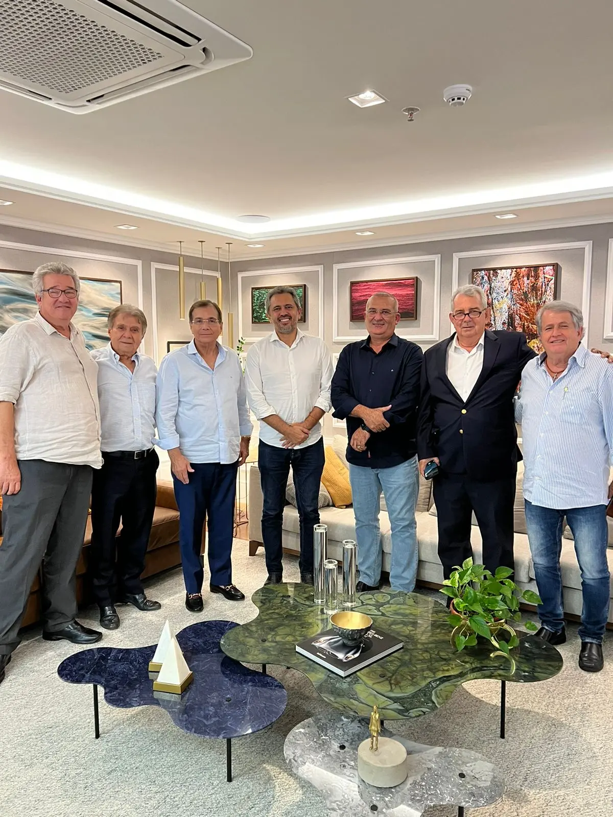 Imagem da notícia: Elmano impressiona empresários do agro: 