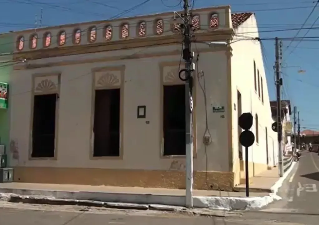Casa-museu de Dona Federalina, no Centro de Lavras da Mangabeira