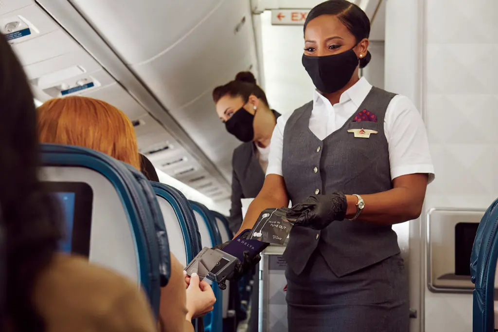 Imagem da notícia: Delta abre vagas para comissários de bordo; saiba como se inscrever