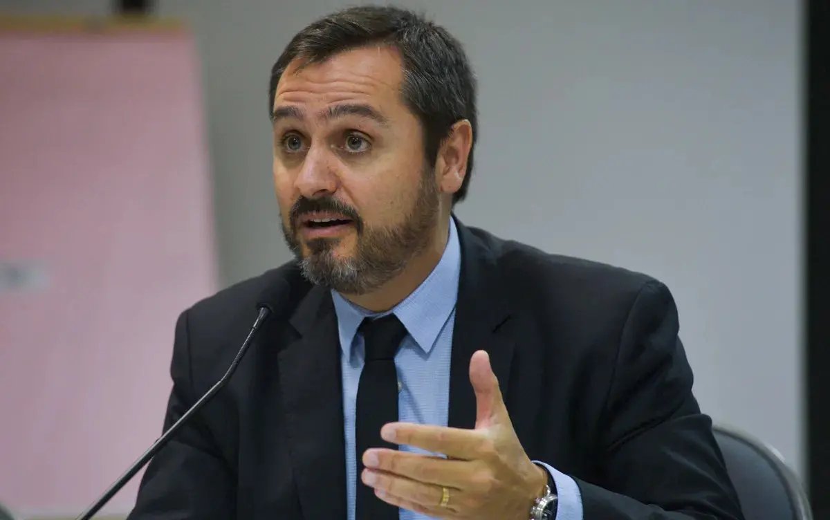 Imagem da notícia:  Saiba quem é o delegado Andrei Rodrigues, escolhido para comandar a PF no governo Lula