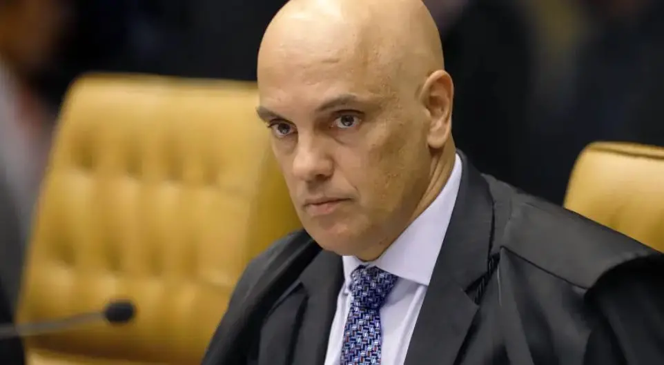 Imagem da notícia: Alexandre de Moraes dá 48h para Ministro da Justiça explicar medidas contra vandalismo em Brasília