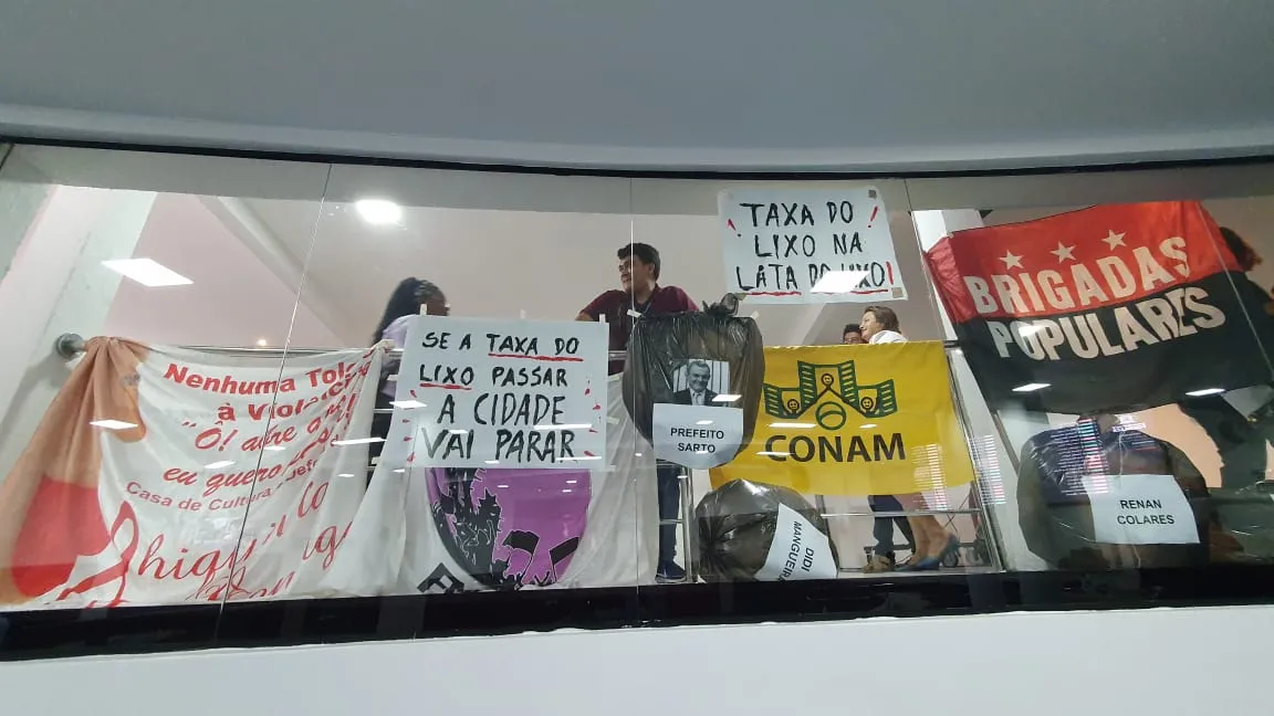 Desde quarta (14), a população vai à Câmara para protestar contra a medida.