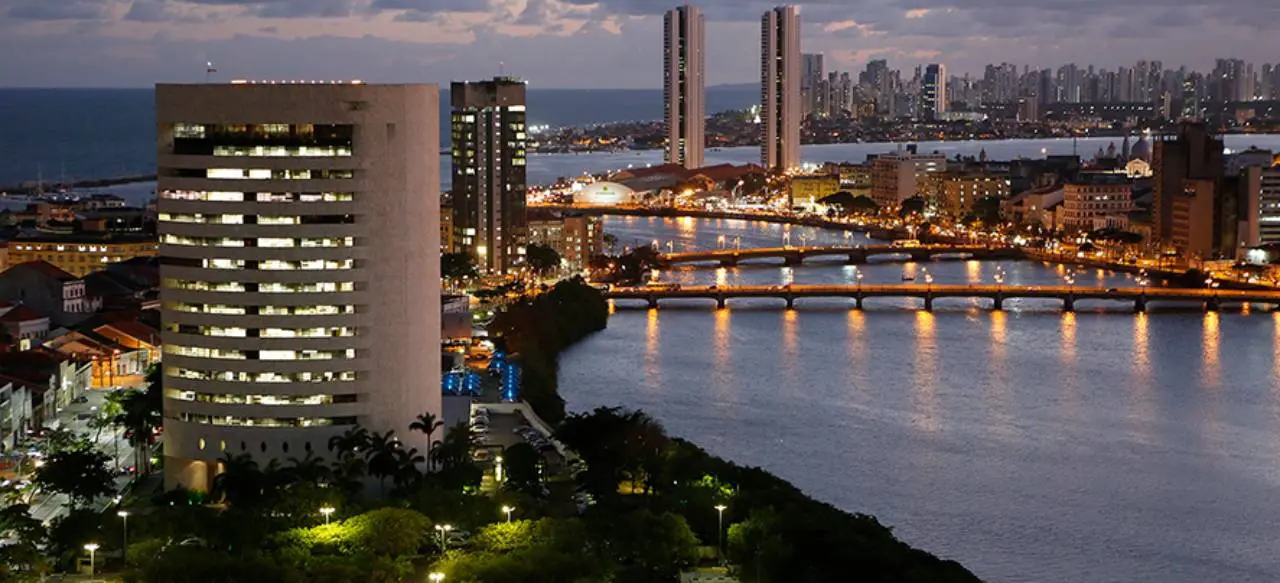 Imagem da notícia: Três cearenses vão comandar o TRF5 a partir de 2023 