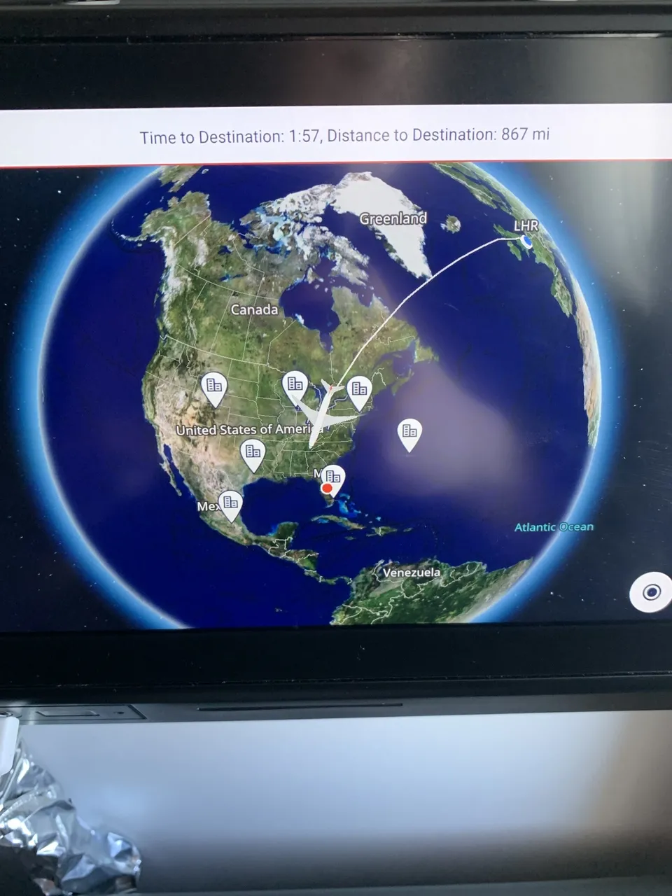 Mapa de voo mostrando aeronave sobrevoando os Estados Unidos