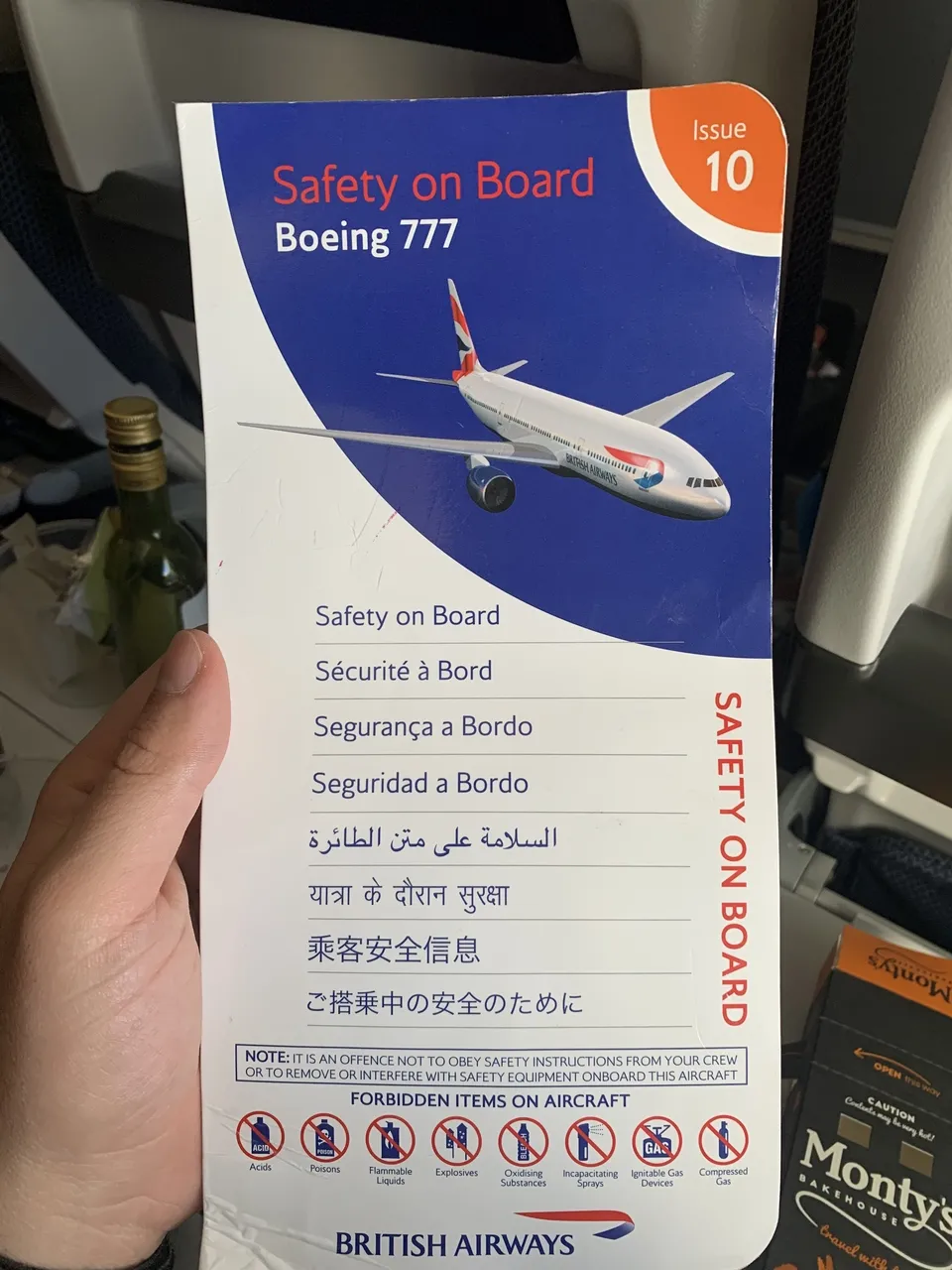 Cartão mostrando detalhes do Boeing 777-200