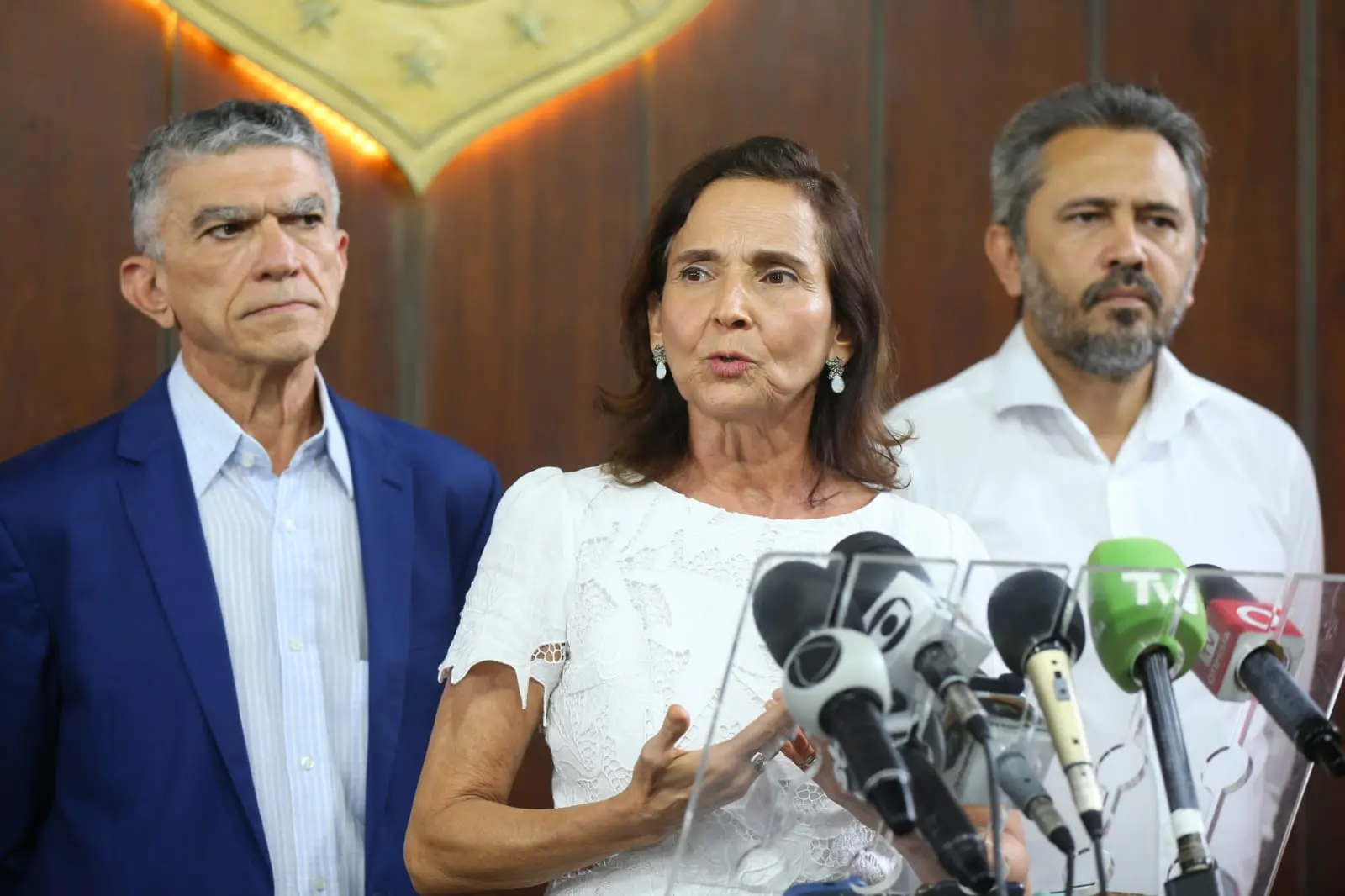 Imagem da notícia: 'Está no tempo da educação básica ter um status de prioridade mais alta', diz Izolda Cela