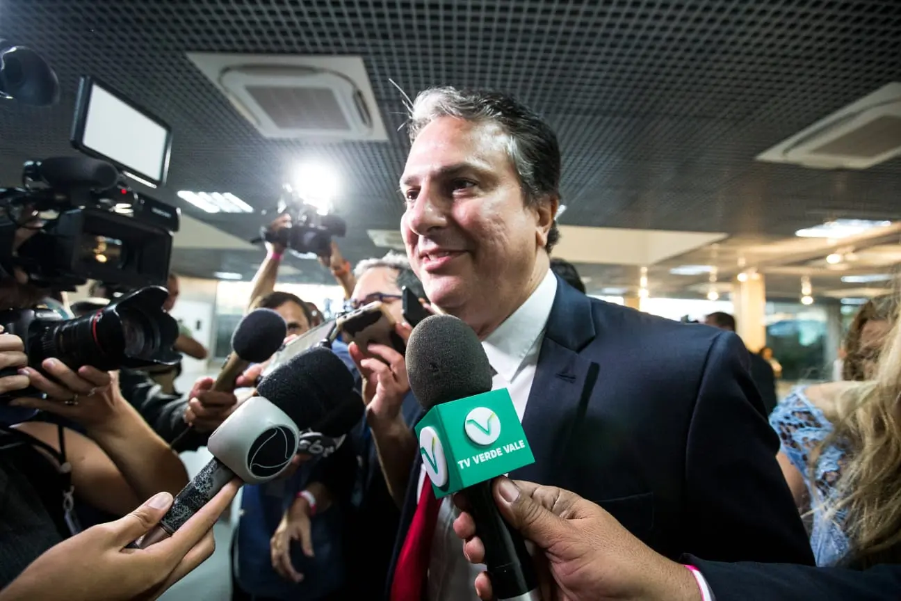 Imagem da notícia: Camilo Santana evita tratar de convite para o Ministério da Educação em cerimônia de diplomação