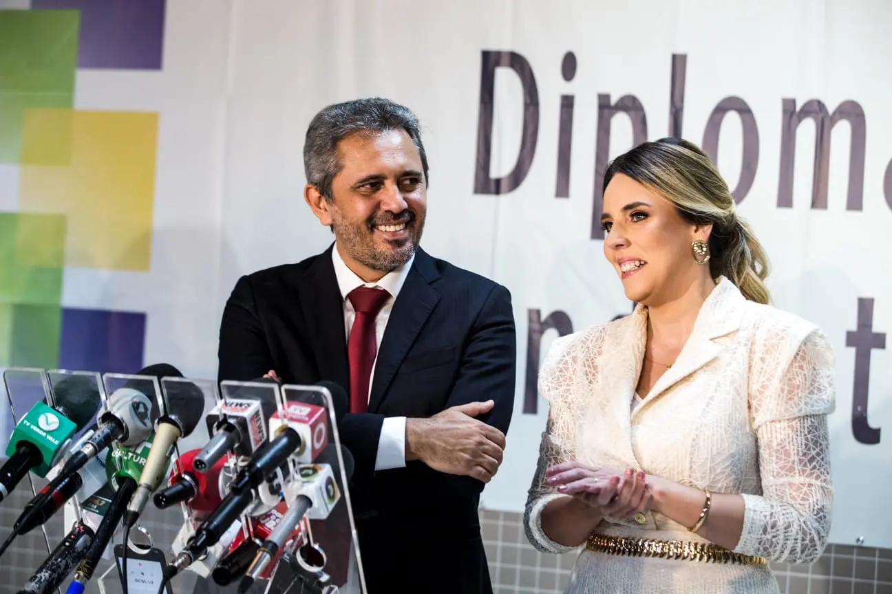 Imagem da notícia: Jade Romero dedica diplomação a mulheres: 'que tenhamos mais Izoldas, Marias, Luizas, Doras'