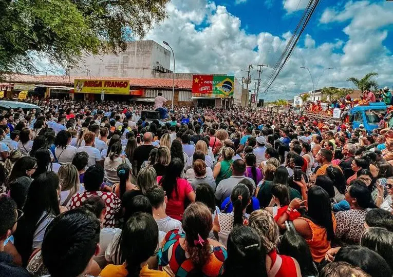 Imagem da notícia: Postos de saúde e serviços públicos de Cascavel param de funcionar por impasse em orçamento