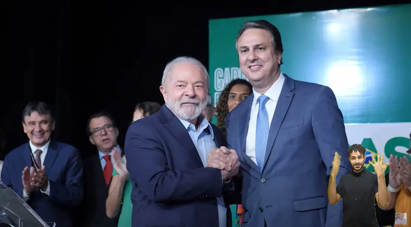 Imagem da notícia: Lula oficializa Camilo Santana no Ministério da Educação; veja novos ministros anunciados