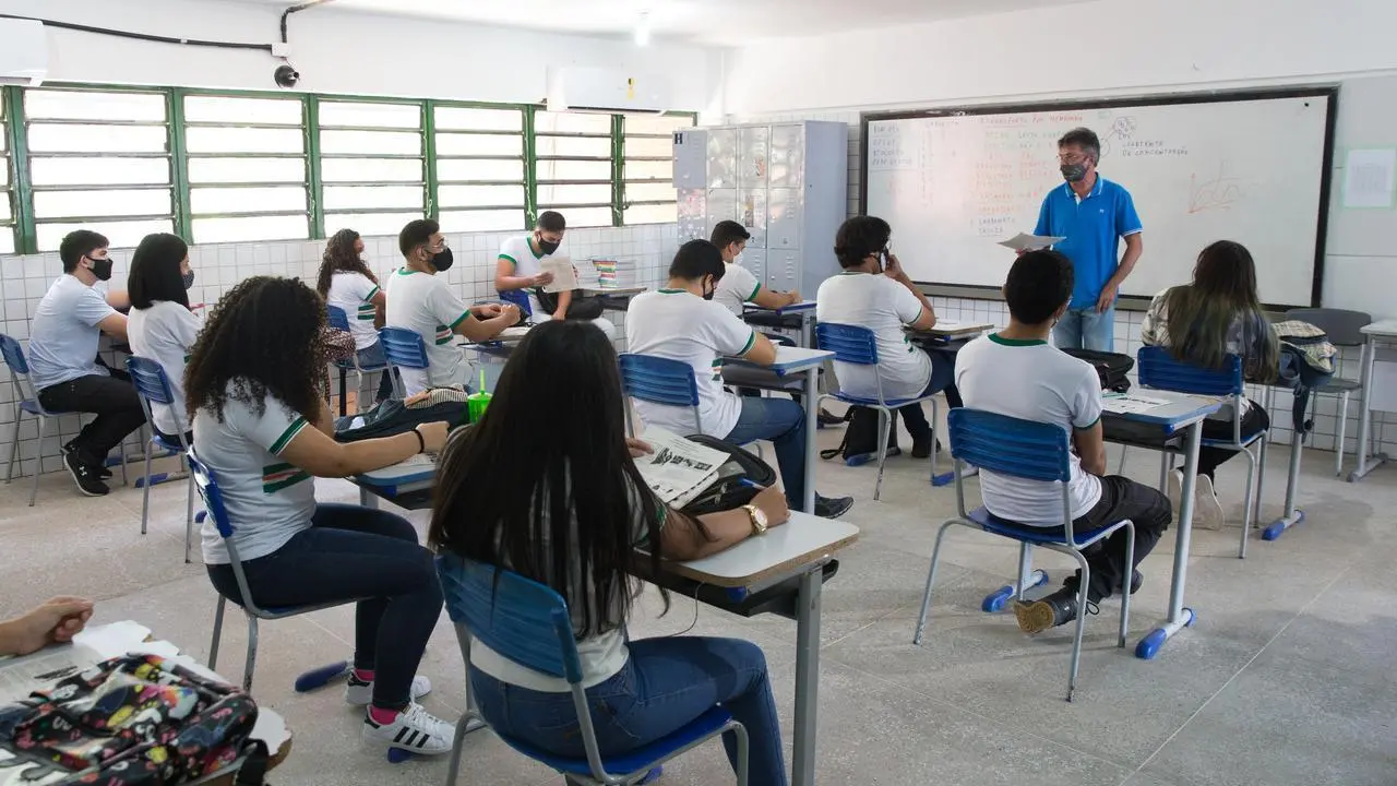 Imagem da notícia: Saiba como apresentar recursos à Seduc sobre o valor dos precatórios do Fundef no Ceará