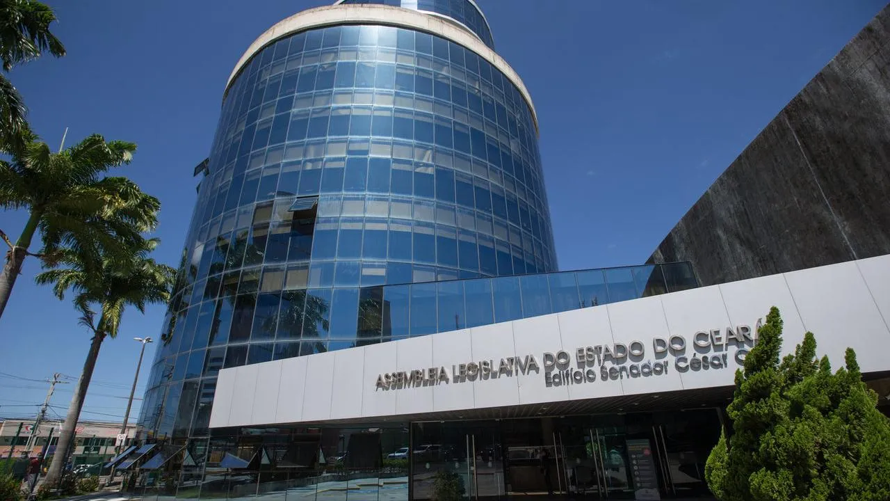 Na Assembleia, 18 parlamentares titulares da atual legislatura não conseguiram garantir uma vaga no próximo mandato