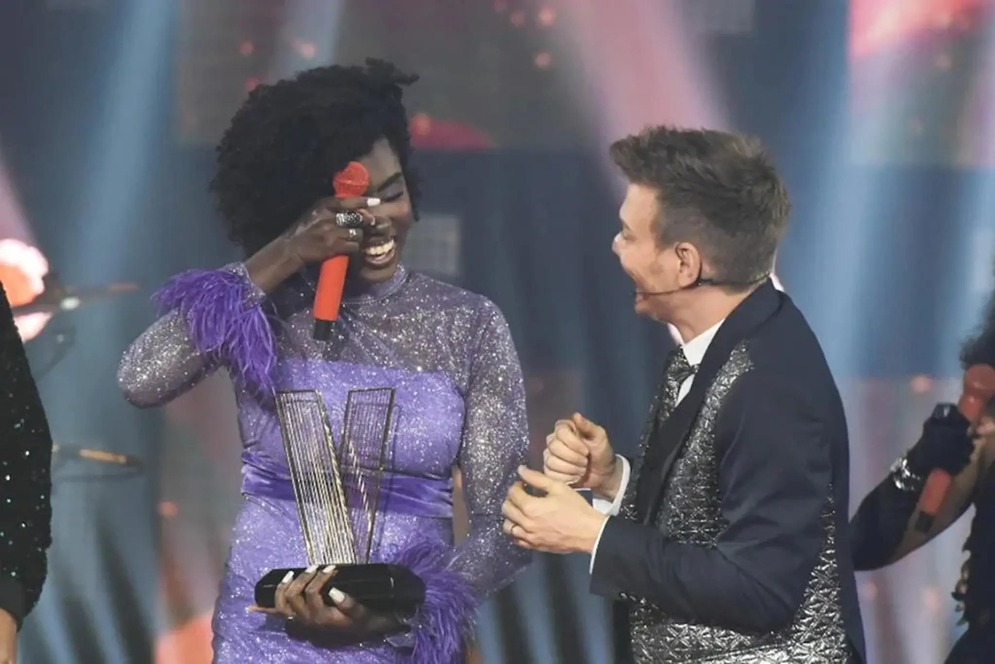 Imagem da notícia: Quem venceu o The Voice Brasil? Veja detalhes do programa desta quinta (29)