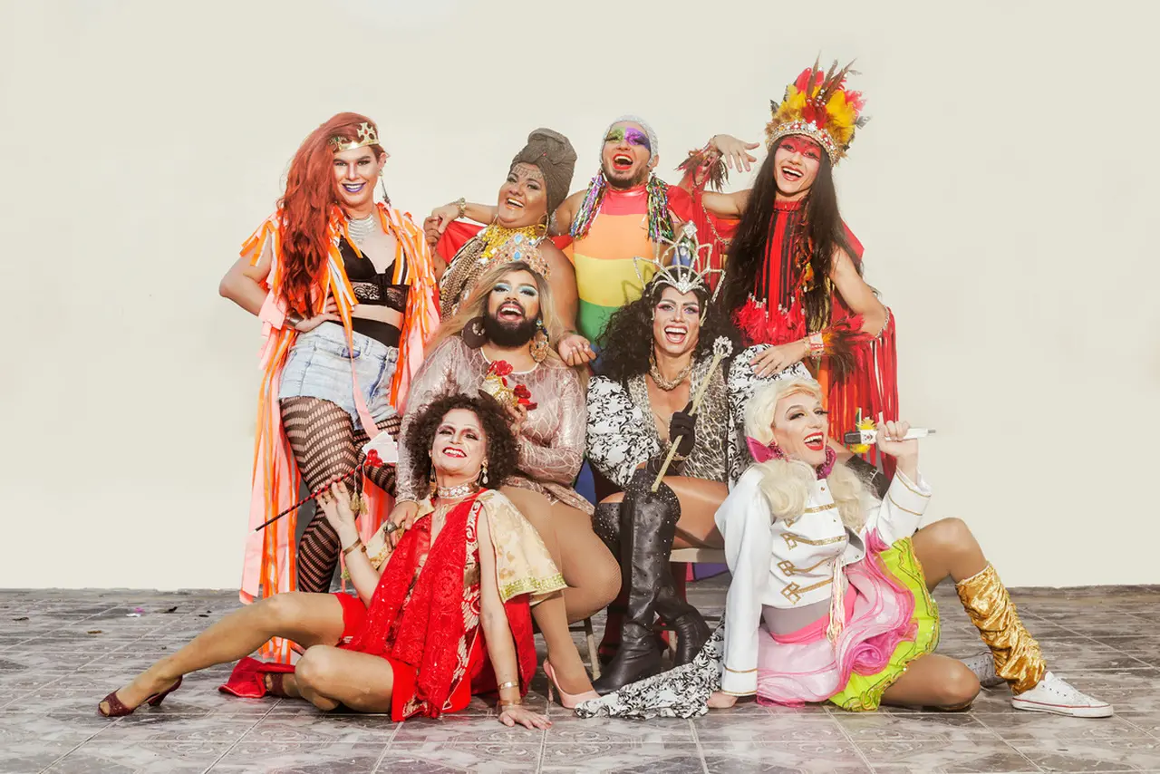 Imagem da notícia: Coletivo As Travestidas realiza última apresentação no Cineteatro São Luiz