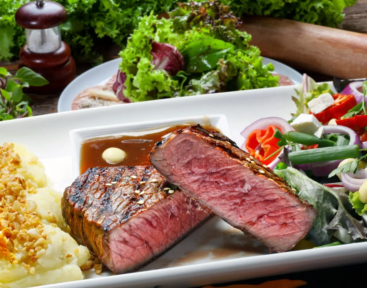 Imagem da notícia: Picanha brasileira é a segunda melhor comida típica do mundo, aponta ranking internacional