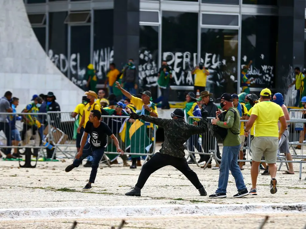 Atos terroristas em Brasília