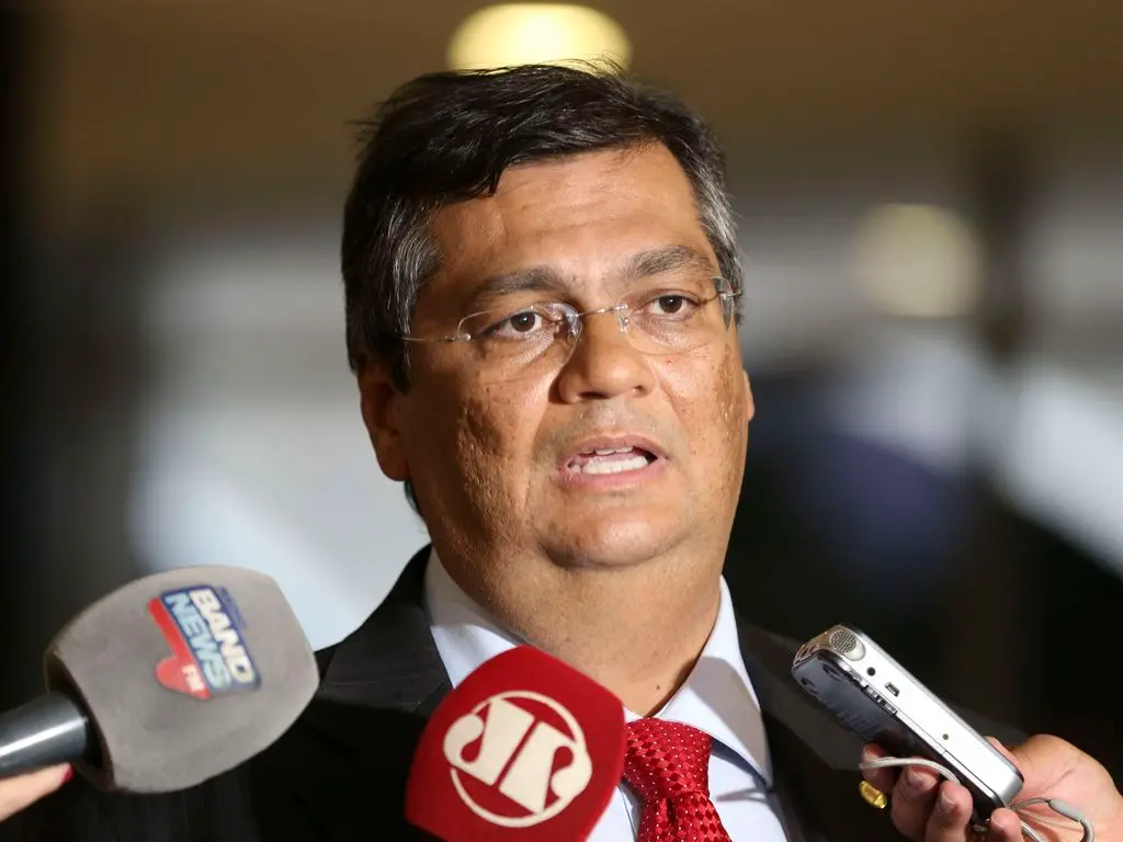 Imagem da notícia: Número de denúncias sobre terroristas que atacaram Três Poderes dobra em 24 horas e chega a 60 mil
