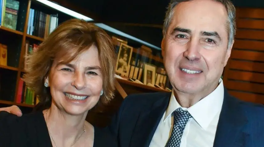Imagem da notícia: Esposa de Luís Roberto Barroso, Tereza Barroso, morre aos 57 anos