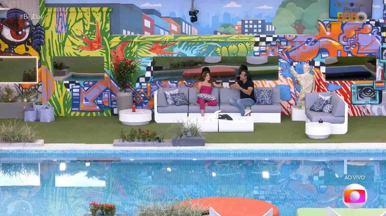Área externa do BBB 23 tem piscina e área de convivência