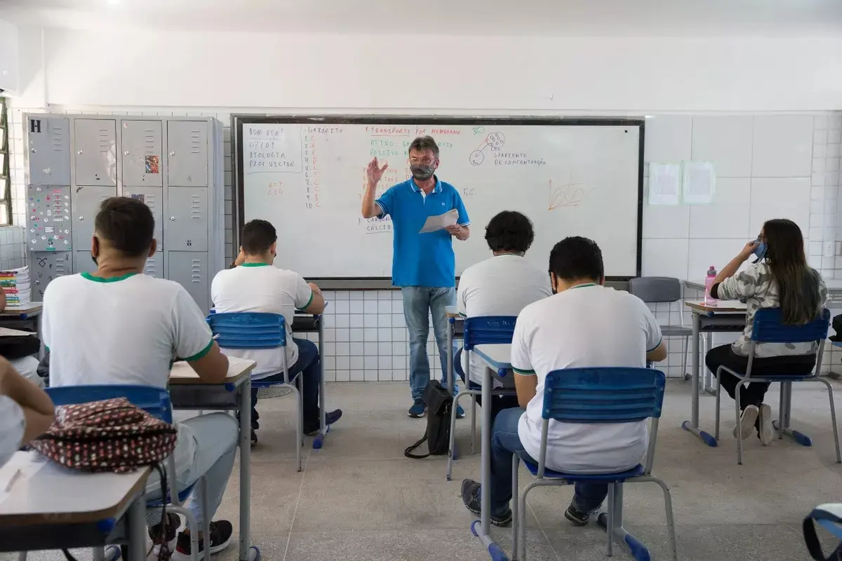 Imagem da notícia: Precatórios do Fundef serão pagos aos professores do Ceará em 1º de fevereiro