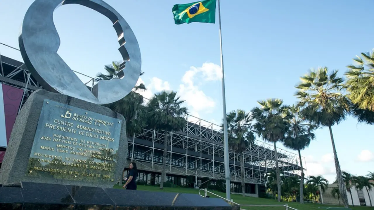 Imagem da notícia: Banco do Nordeste bate recorde e desembolsa R$ 49 bilhões em 2022