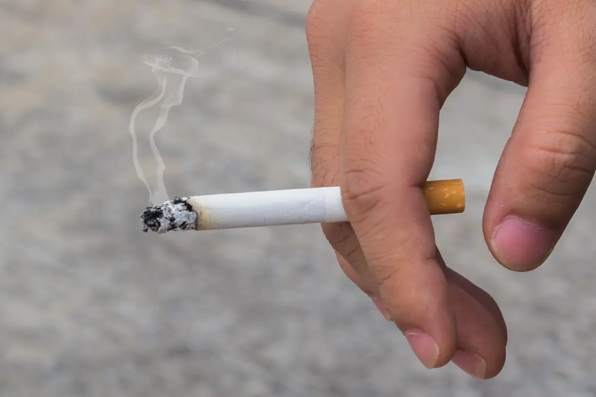 Imagem da notícia: Fumar cigarro pode causar pelo menos 50 doenças; médica diz que uso no BBB 23 é ‘desserviço’