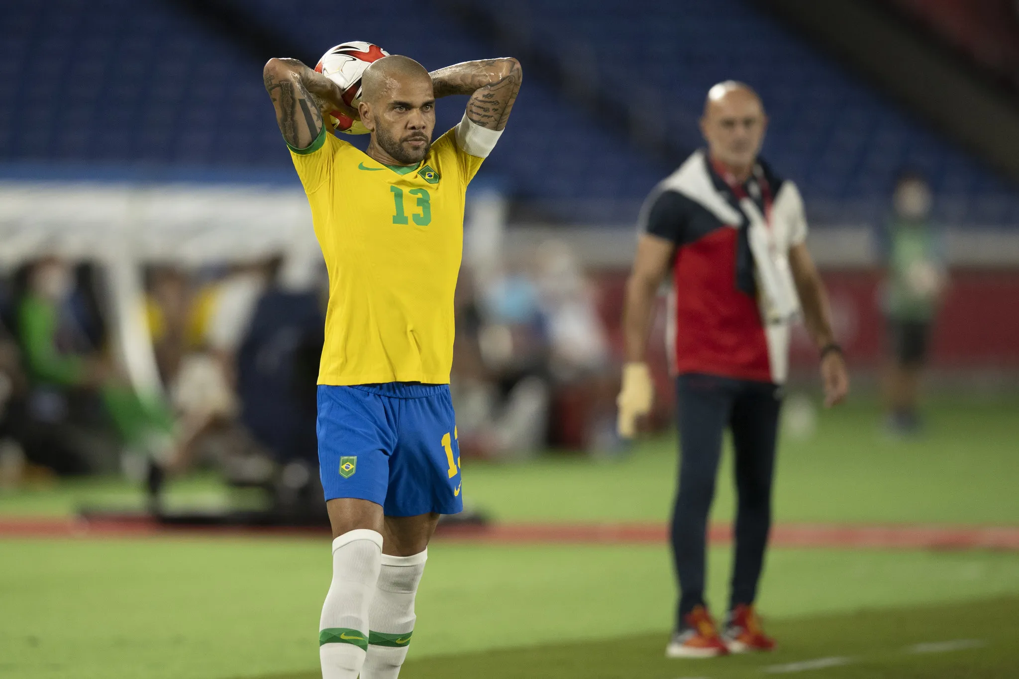 Segundo advogada, mulher que acusa Daniel Alves deu início a tratamento com coquetel antiviral