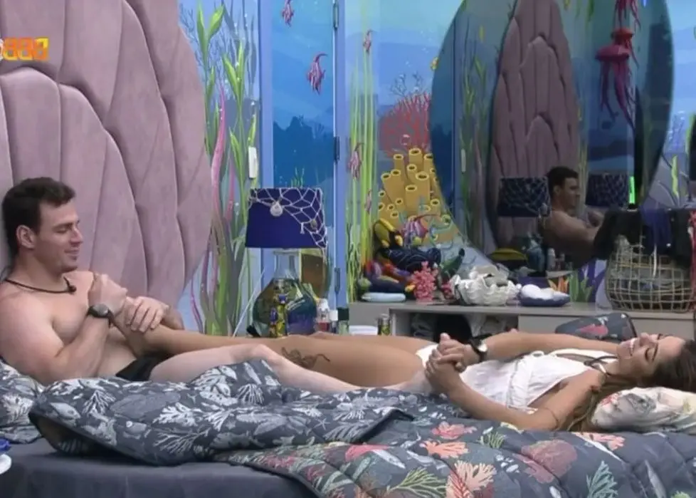 Imagem da notícia: Key Alves, do BBB 23, diz que tem 'tara' por pés e chulé: 'gostoso e azedinho'