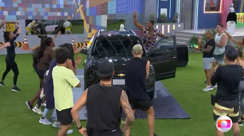 Imagem da notícia: Volta de Fred Nicácio ao BBB 23 é marcada por fofocas e estratégias contra rivais; confira