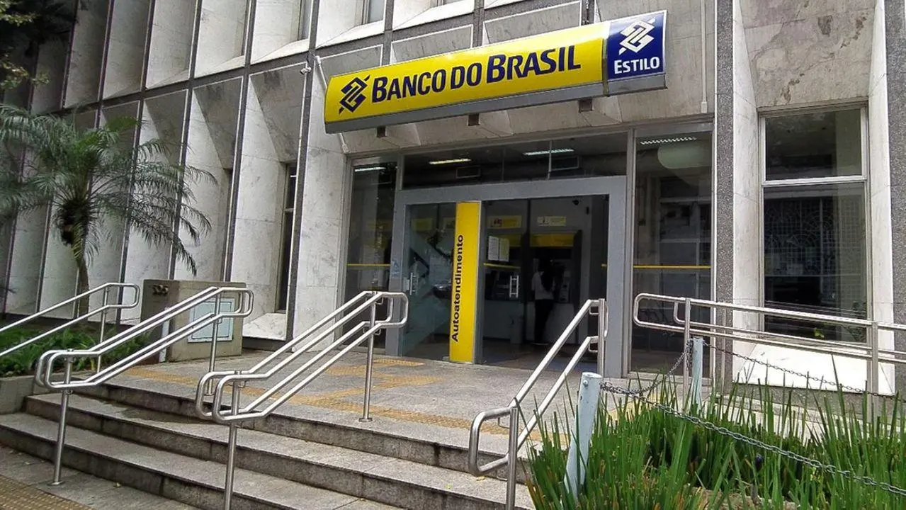 Imagem da notícia: Concurso do Banco do Brasil com 57 vagas para o Ceará segue com inscrições em aberto