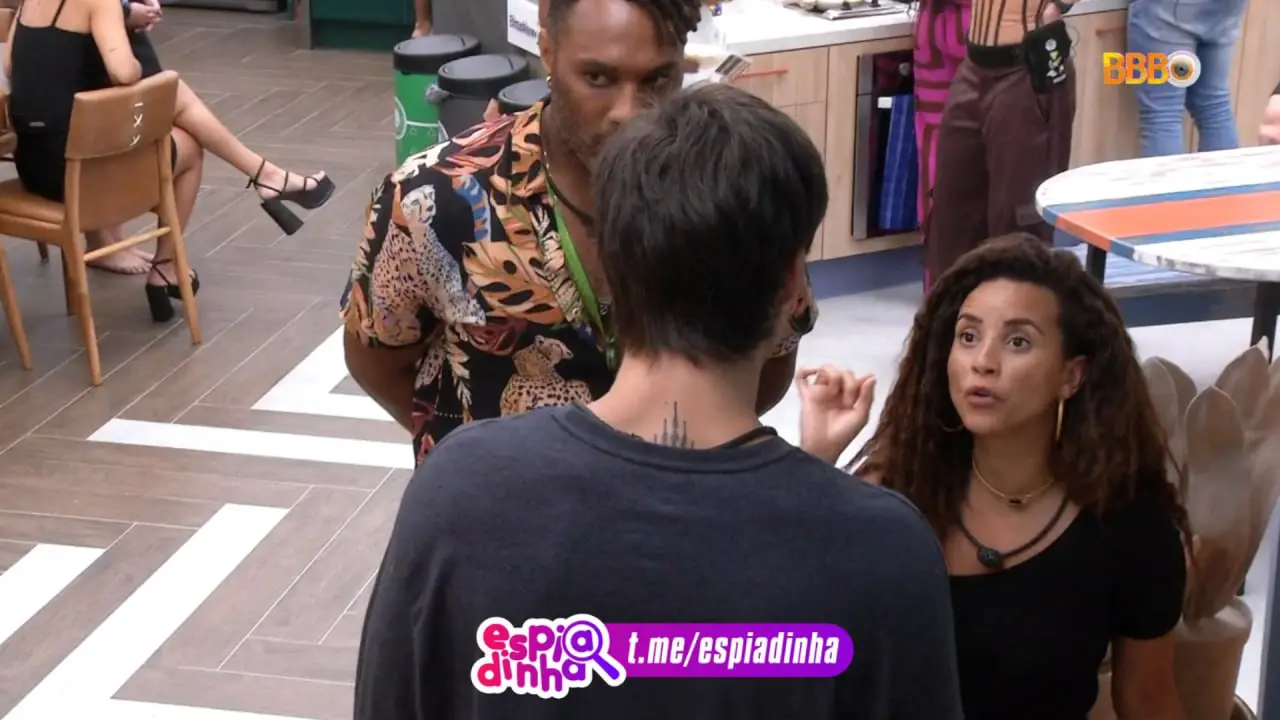 Imagem da notícia: Gabriel se irrita com Domitila no BBB 23, após fala sobre relacionamento abusivo: 'Estou com ânsia'