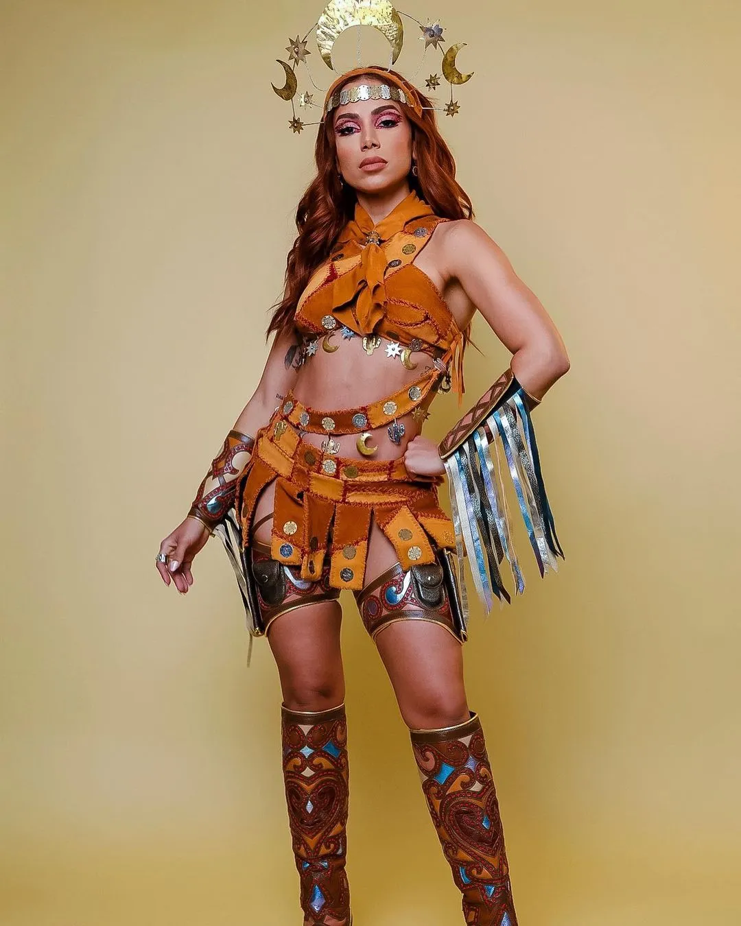 Anitta usou fantasia de Maria Bonita em referência ao bordão de Fred Nicácio no BBB 23