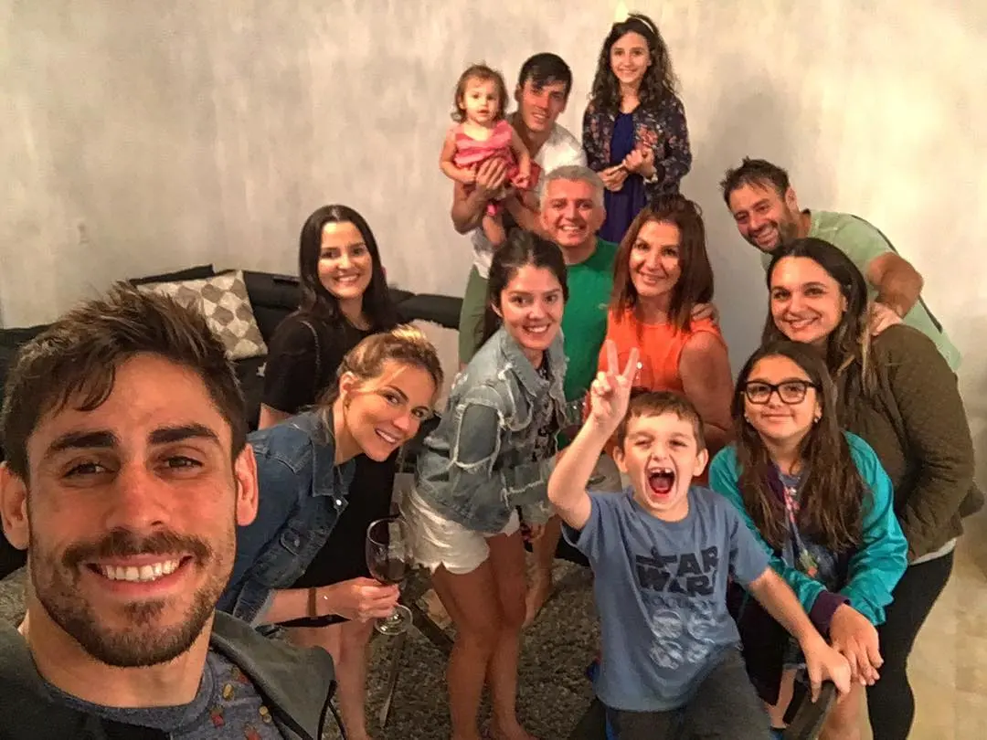 Imagem da notícia: Ex-esposa de Cara de Sapato, do BBB 23, é casada com outro ex-BBB