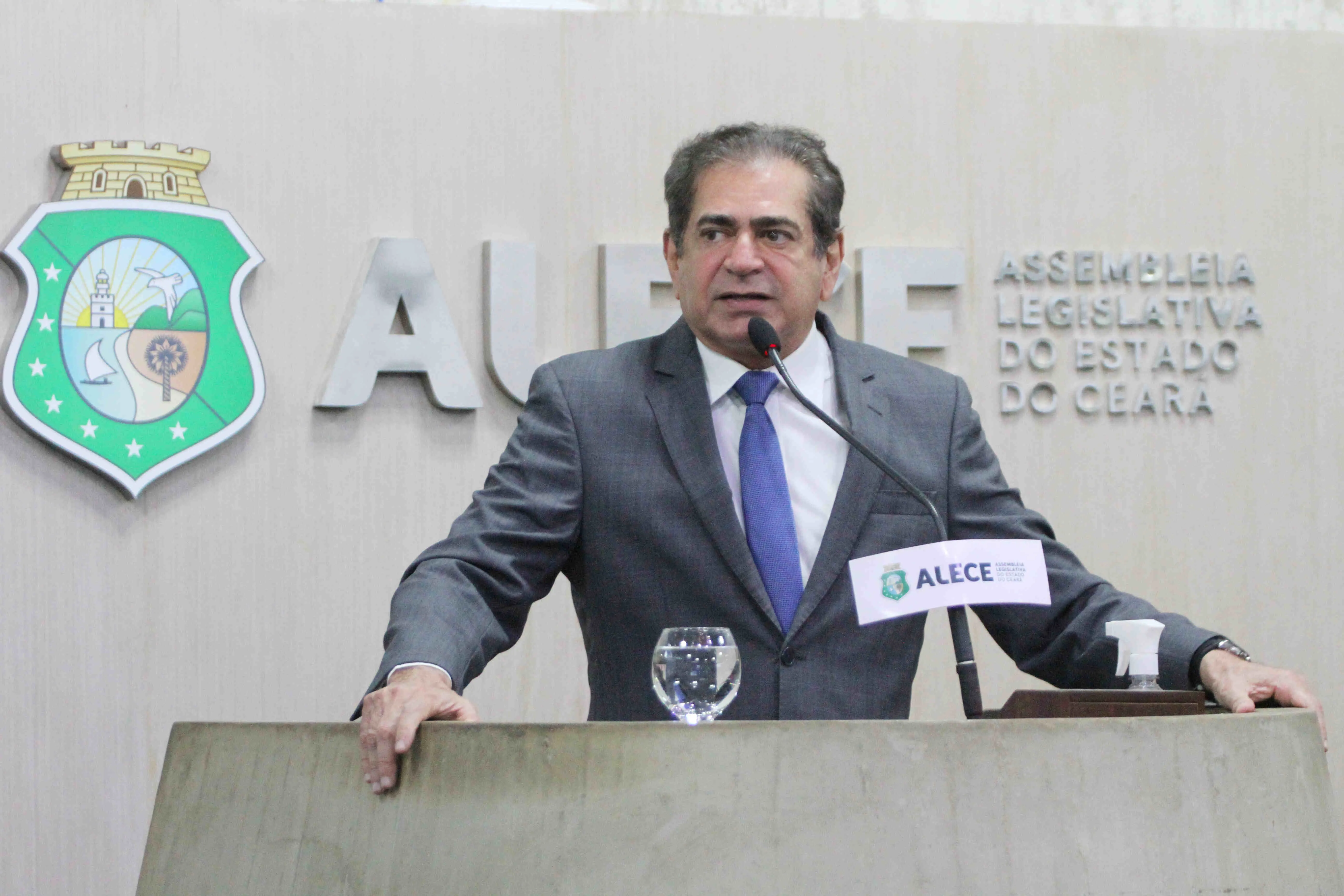 Zezinho Albuquerque (PP) volta a ser secretário das Cidades.