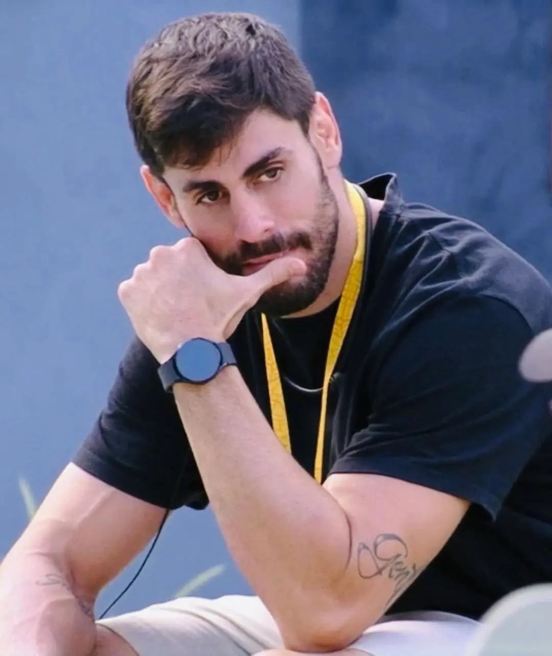 Imagem da notícia: Síndrome de Tourette: entenda síndrome de Cara de Sapato do BBB 23 