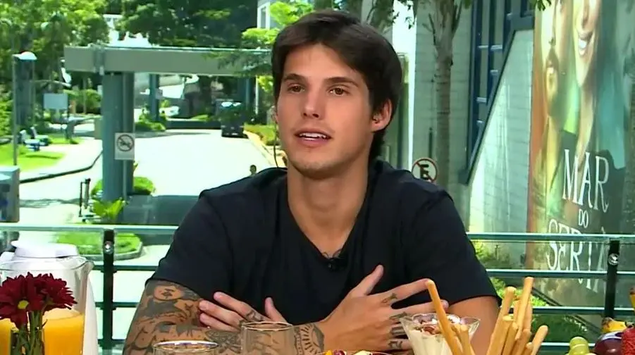 Imagem da notícia: Gabriel não se aprofunda sobre relação tóxica com Bruna em conversa com Ana Maria Braga