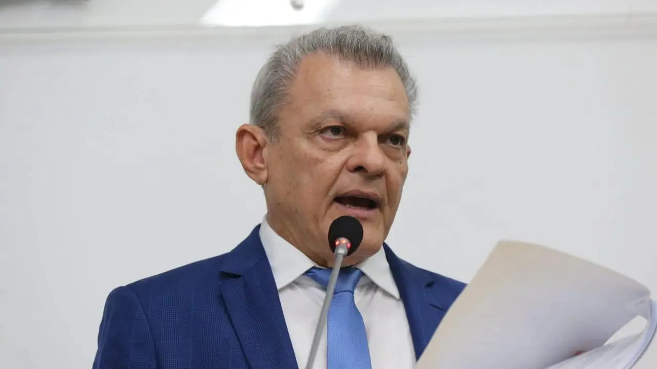 Imagem da notícia: Sarto anuncia proposta de reajuste geral de 5,79% para servidores municipais
