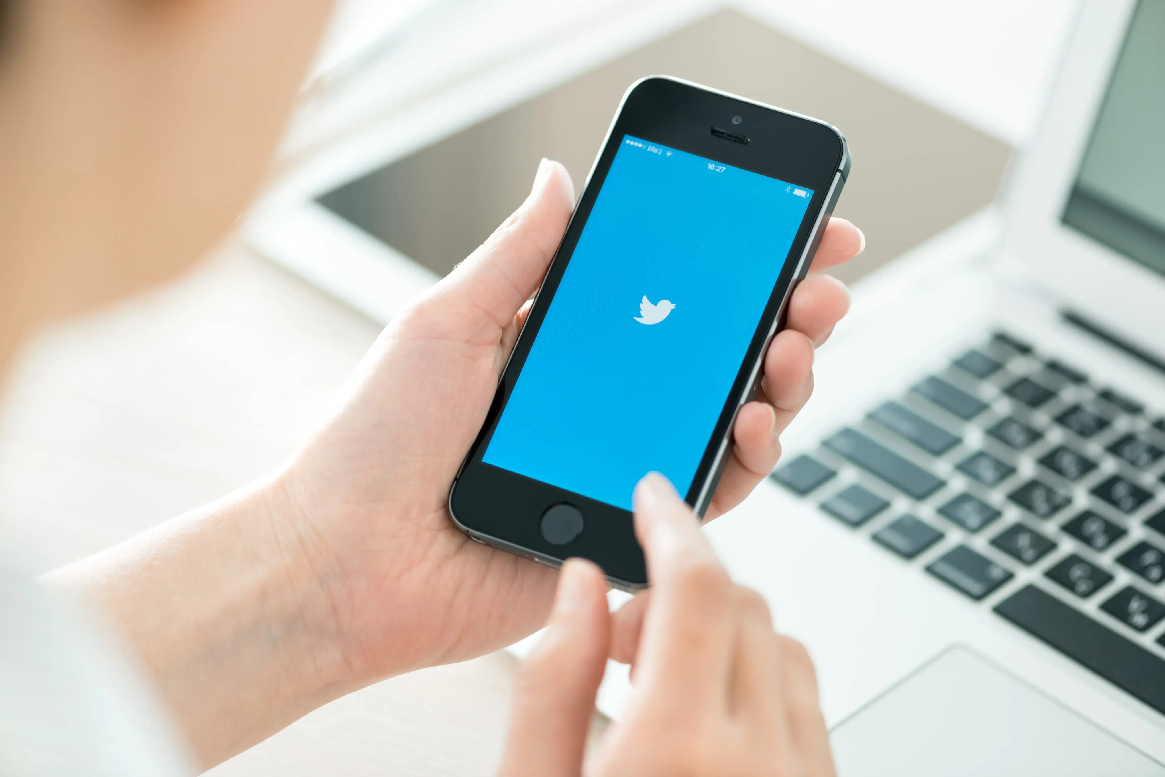 Imagem da notícia: Twitter Blue chega ao Brasil com preços de até R$ 60; veja como assinar