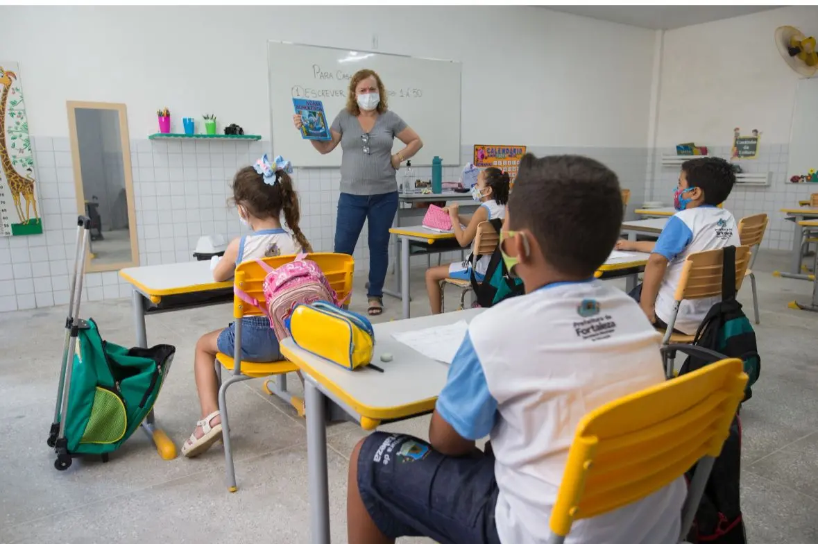Imagem da notícia: Do infantil ao EJA: 6 pontos de êxitos e desafios na educação do Ceará, segundo o Censo Escolar