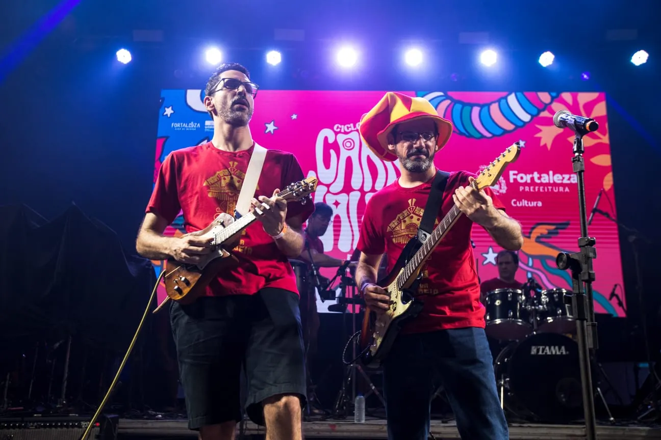 Luxo da Aldeia se apresenta nesta sexta-feira (10)