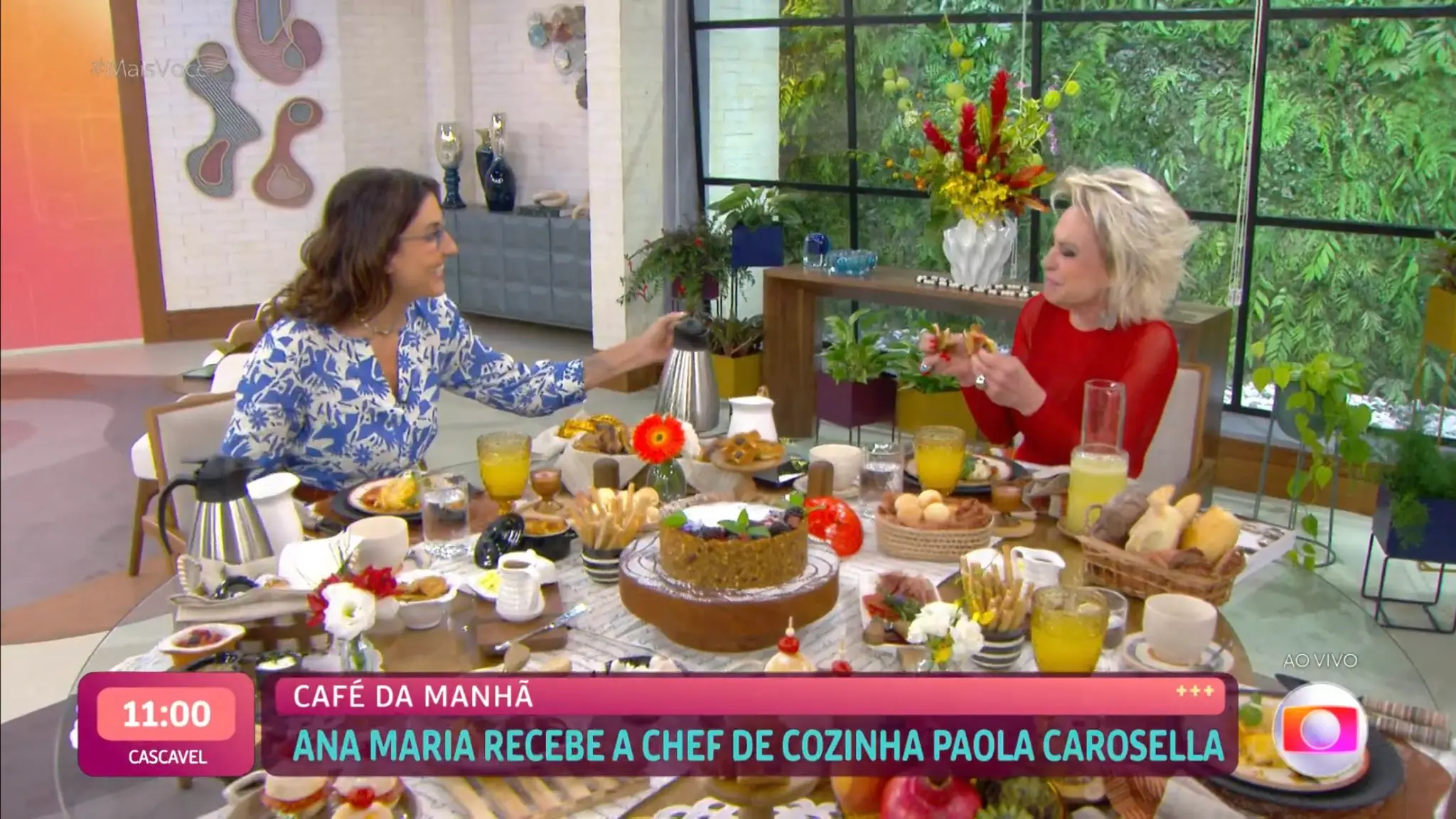 Imagem da notícia: Paola Carosella toma café com Ana Maria Braga e elogia apresentadora: 'estou apaixonada'