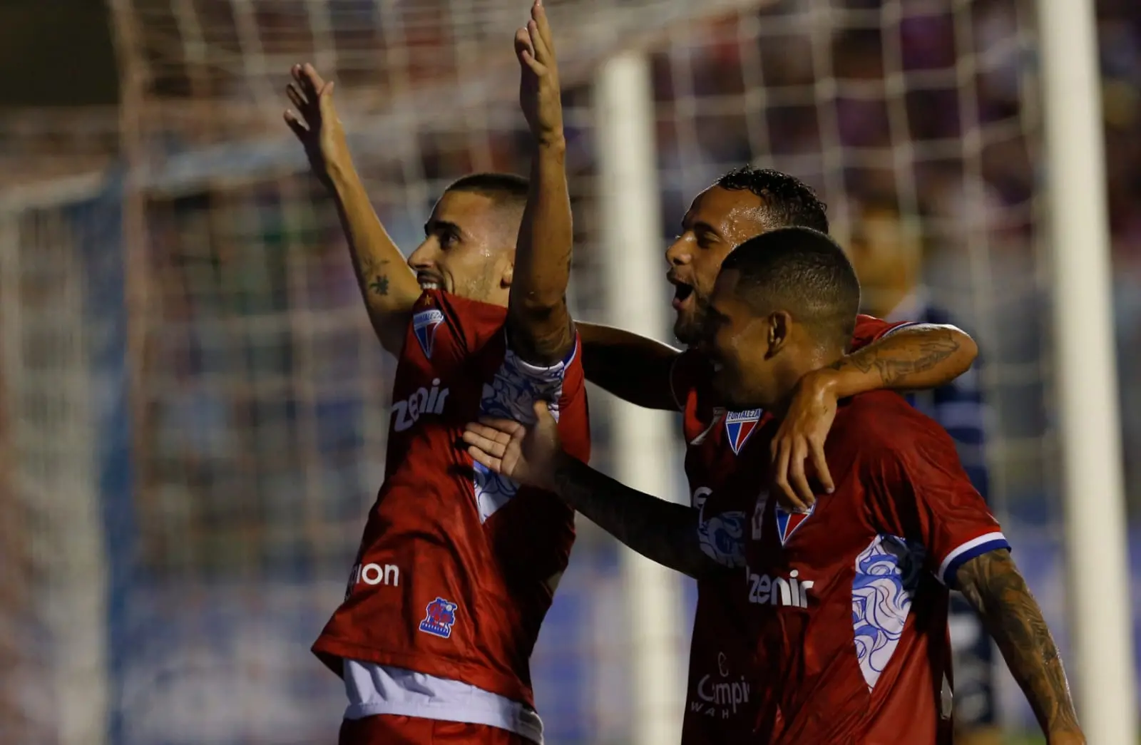 Imagem da notícia Fortaleza domina CSA em vitória e ganha confiança para Libertadores